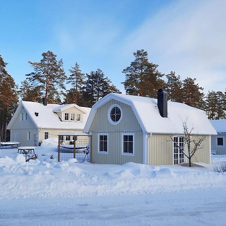 Charmigt Hus Och Mysigt Boende! Hudiksvall Exterior foto