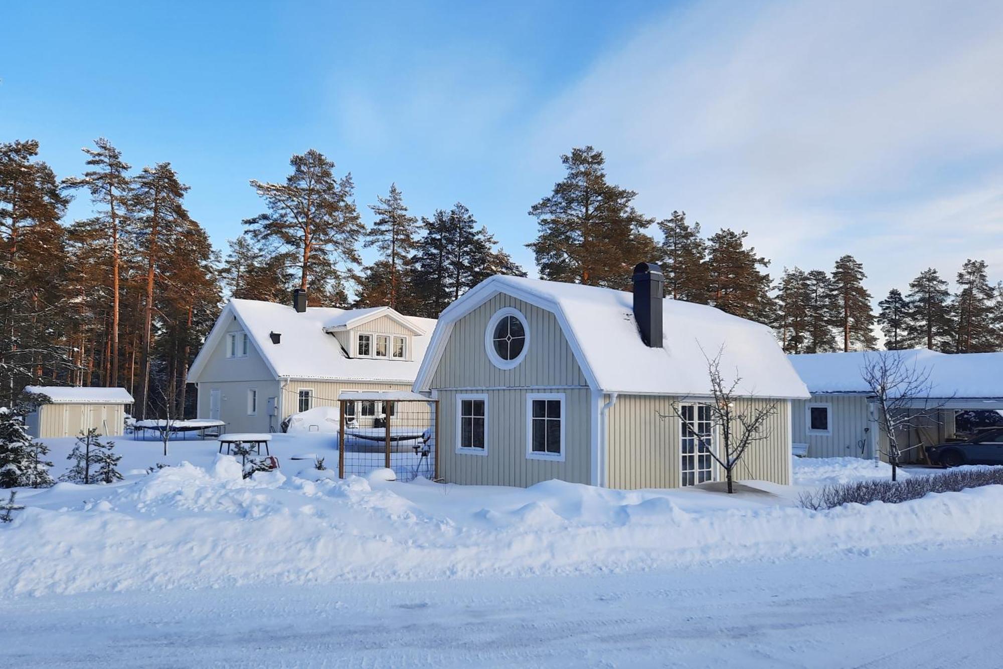 Apartamento Charmigt hus och mysigt boende! Hudiksvall Exterior foto